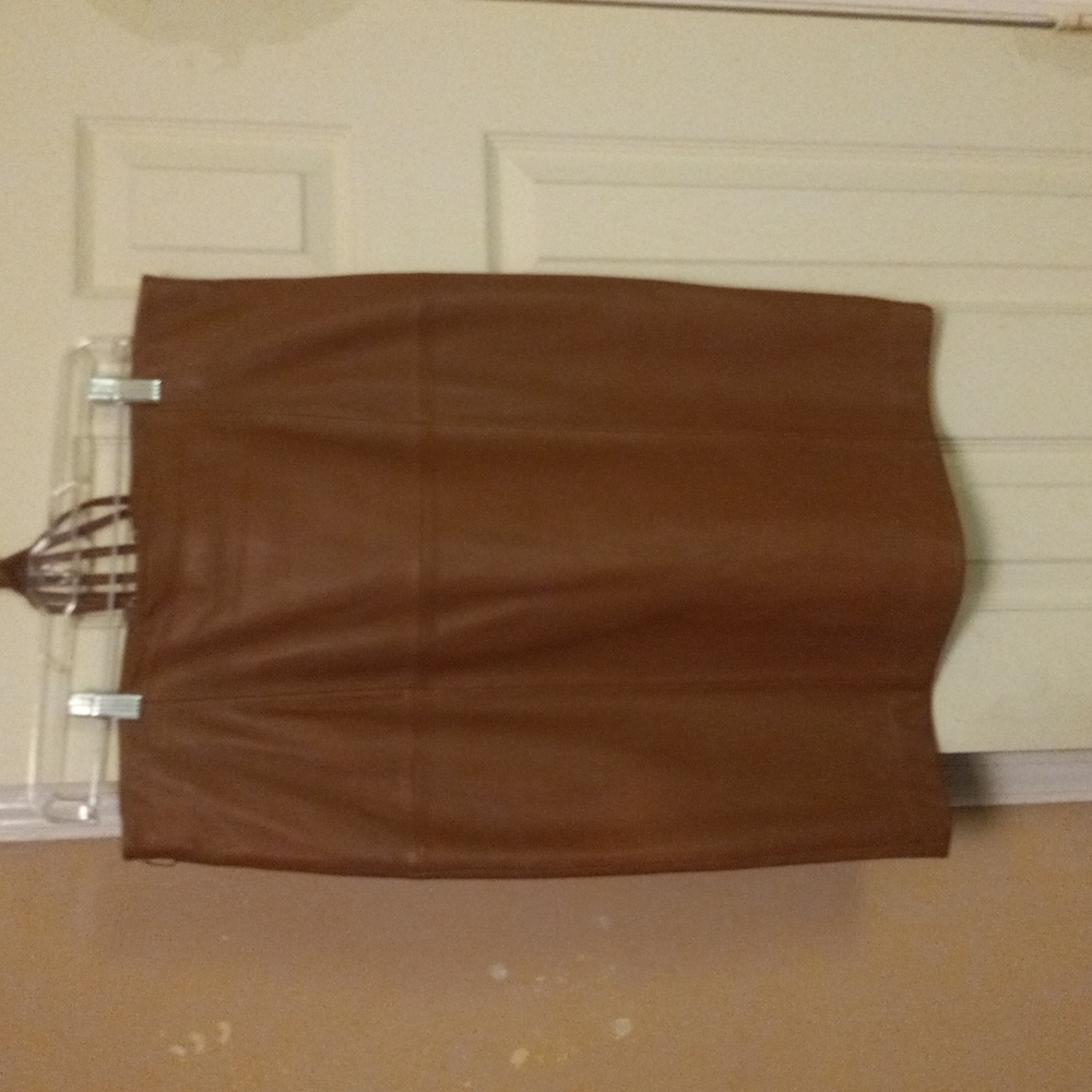 Leather skirt